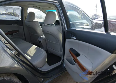 2012 Honda Accord 3.5 Ex-L from USA, damaged, VIN 1HGCP3F82CA030396